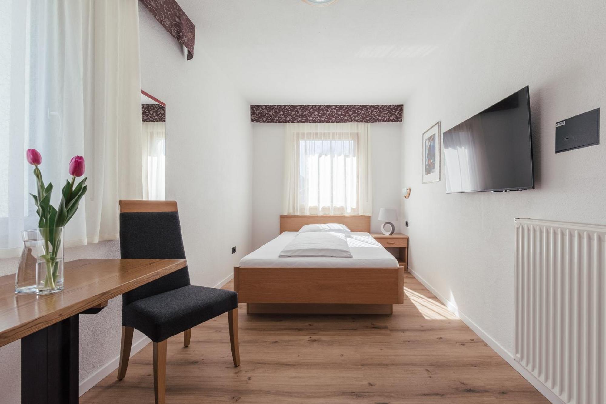 Hotel Garni Sirmian Meran Zewnętrze zdjęcie